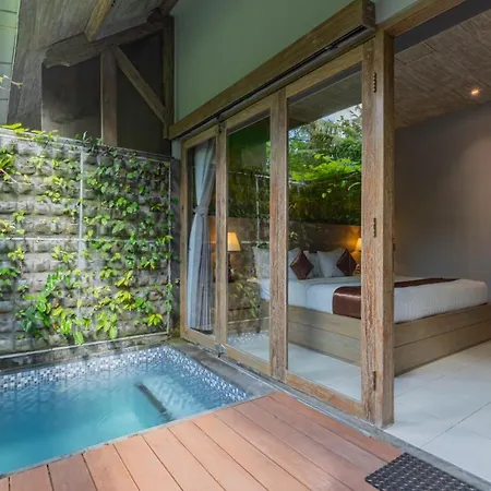 Me Villa Kayu Tulang